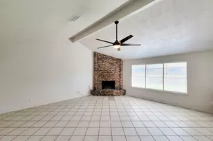10102 Park Ln, La Porte, TX 77571 - Photo 13