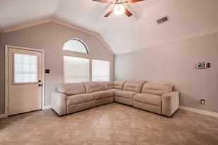 3401 Wood Fox Dr, Alvin, TX 77511 - Photo 15