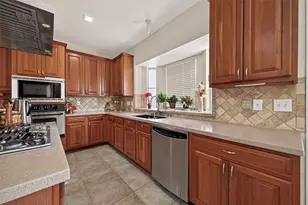 10626 Hillsdale Bridge Ln, Sugar Land, TX 77498 - Photo 17