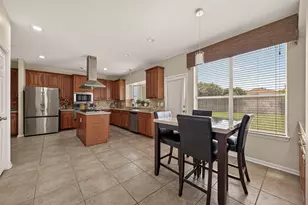 10626 Hillsdale Bridge Ln, Sugar Land, TX 77498 - Photo 13
