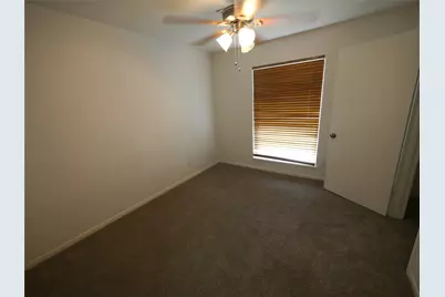 5018 Ash Court, Dickinson, TX 77539 - Photo 11