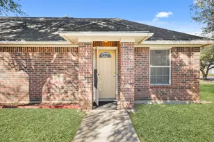 4636 Mayflower, Houston, TX 77033 - Photo 3