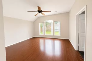 10326 N Laurel Branch Dr, Houston, TX 77064 - Photo 13
