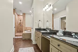 1402 Asbury St, Houston, TX 77007 - Photo 17