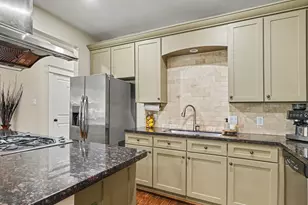 1402 Asbury St, Houston, TX 77007 - Photo 11