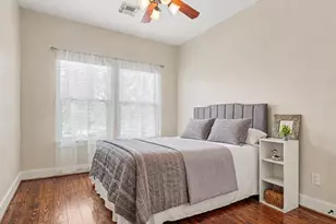 1402 Asbury St, Houston, TX 77007 - Photo 21