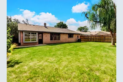 7422 Breccia Drive, Houston, TX 77041 - Photo 13