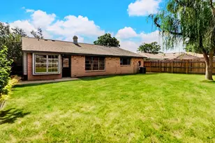 7422 Breccia Dr, Houston, TX 77041 - Photo 13