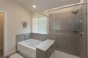 18614 Austin Ridge Dr, Crosby, TX 77532 - Photo 15