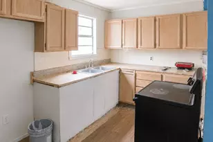 7957 Joy St, Houston, TX 77028 - Photo 11