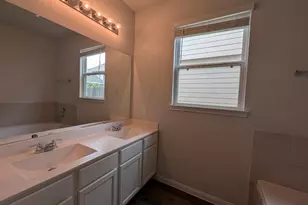 23634 Buttress Root Dr, Spring, TX 77373 - Photo 9