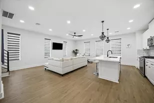 104 E 44th St, Houston, TX 77018 - Photo 5