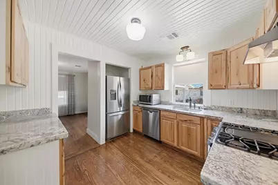 23 N Harris Street, Bellville, TX 77418 - Photo 7