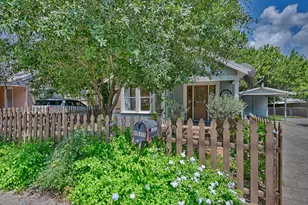 23 N Harris St, Bellville, TX 77418 - Photo 1