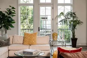 1215 W Pierce St, Houston, TX 77019 - Photo 17