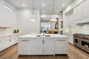 1215 W Pierce St, Houston, TX 77019 - Photo 3