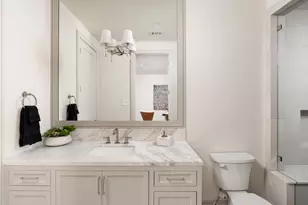 1215 W Pierce St, Houston, TX 77019 - Photo 13