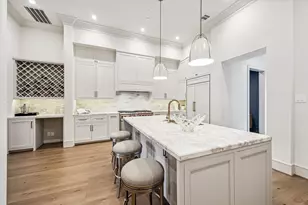 1215 W Pierce St, Houston, TX 77019 - Photo 21