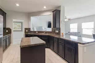 5218 Misty Ln, Bacliff, TX 77518 - Photo 11