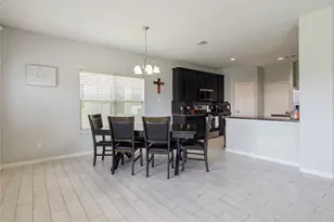 5218 Misty Ln, Bacliff, TX 77518 - Photo 7