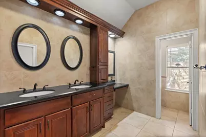 4503 Summer Lakes, Sugar Land, TX 77479 - Photo 19
