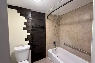 2110 Wilcrest Dr, Houston, TX 77042 - Photo 13