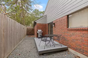 91 N Pathfinders Cir, The Woodlands, TX 77381 - Photo 23