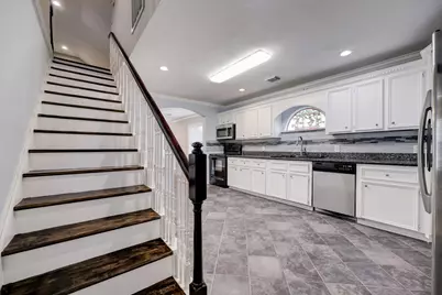 411 Lindale Street, Houston, TX 77022 - Photo 5