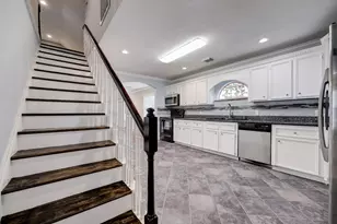 411 Lindale St, Houston, TX 77022 - Photo 5