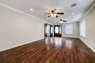411 Lindale Street, Houston, TX 77022 - Photo 3