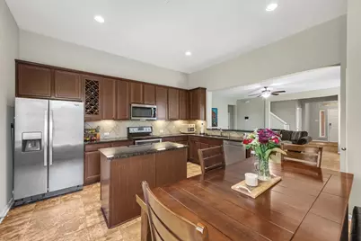 9402 Savannah Holly Drive, Houston, TX 77075 - Photo 9