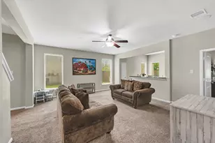 9402 Savannah Holly Dr, Houston, TX 77075 - Photo 5