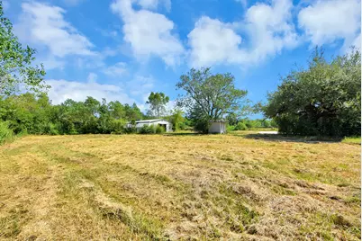 1007 Sundown Meadows Street, Crosby, TX 77532 - Photo 37
