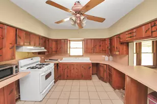 1007 Sundown Meadows St, Crosby, TX 77532 - Photo 9