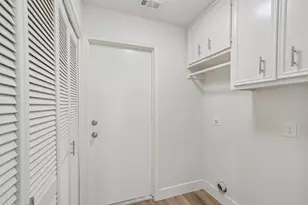 2861 Panagard Dr, Houston, TX 77082 - Photo 9