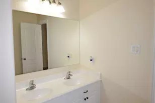 10920 Panther Ct, Houston, TX 77099 - Photo 17