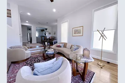 939 Queen Annes Road, Houston, TX 77024 - Photo 13