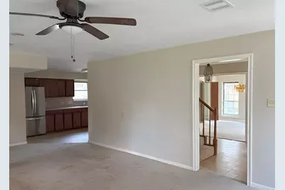 5927 Bent Tree Court, Humble, TX 77346 - Photo 9