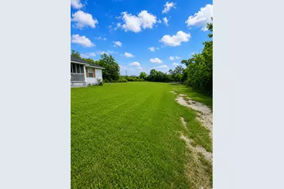50 Sir Gawain Drive S, Bay City, TX 77414 - Photo 3