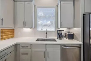 803 Sienna Palm Ln, Houston, TX 77008 - Photo 13