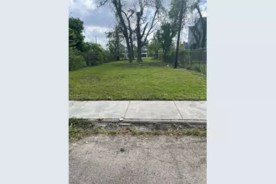 1711 Granger Street, Houston, TX 77020 - Photo 1