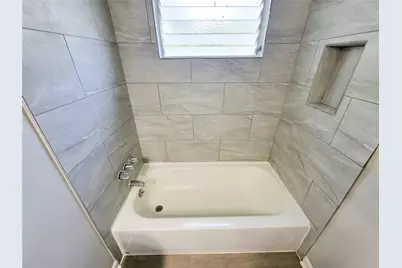 4909 Holloway Drive, Houston, TX 77048 - Photo 11