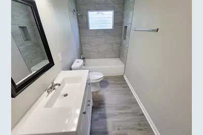 4909 Holloway Drive, Houston, TX 77048 - Photo 7