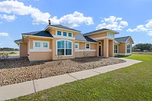 8131 Brinkmeyer Rd, Needville, TX 77461 - Photo 3