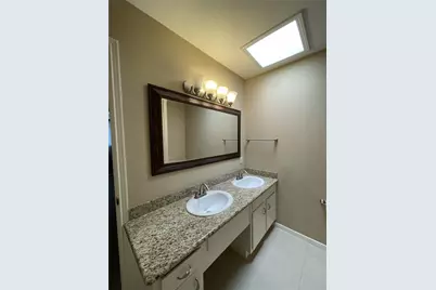 13278 Trail Hollow, Houston, TX 77079 - Photo 9