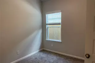 11893 E Gate Dr, Willis, TX 77318 - Photo 11