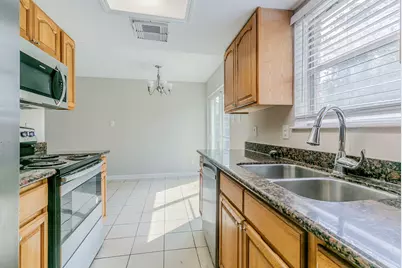 15406 Markwood Court, Houston, TX 77053 - Photo 13