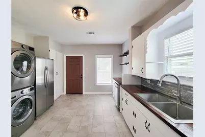 802 E 39th, Houston, TX 77022 - Photo 17