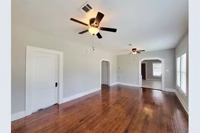 802 E 39th, Houston, TX 77022 - Photo 11