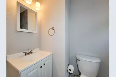 802 E 39th, Houston, TX 77022 - Photo 27